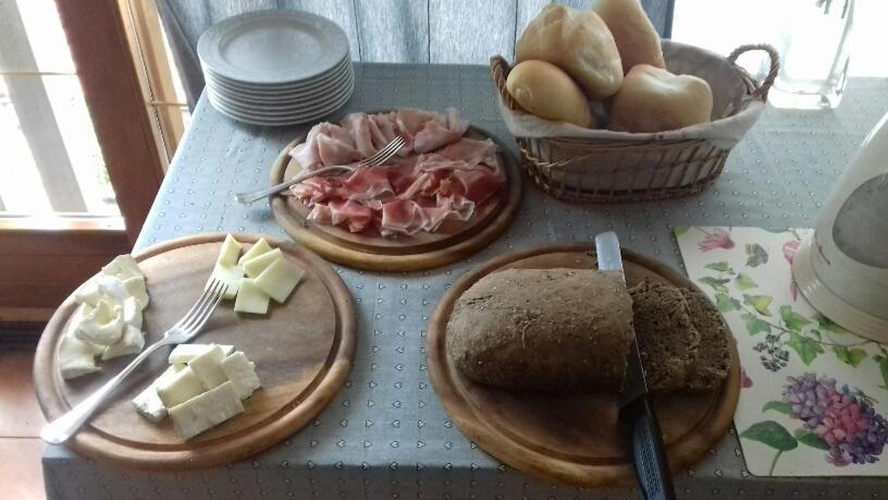 B&B Il Santo Pellegrino Adrara San Rocco 외부 사진